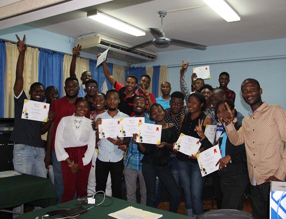 Participants at a community networks training from the Haiti Chapter